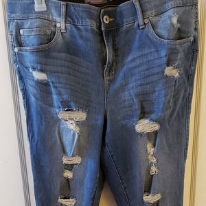 Torrid Bombshell Skinny Jeans Size 18T